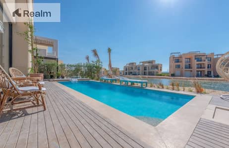 Standalone villa with private Direct on lagoon