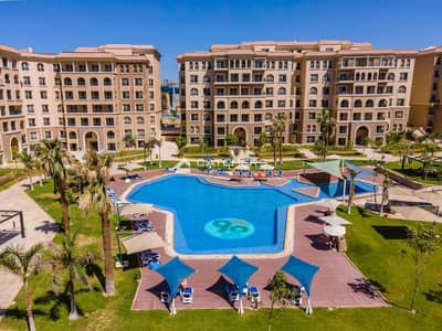 Apartment for sale in Prime Location, Ninety Avenue Compound, Fifth Settlement, finished, with a 10% down payment and installments over 5 years. A 25%