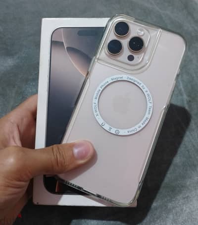iPhone 16 pro max / ايفون 16 برو ماكس بطارية 100 حالة نوادر زي الجديد