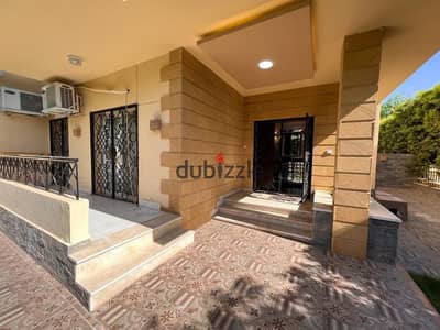 متاح للايجار مفروش فرش مودرن في مدينة الرحاب فيلا نموذج A1 خلف الرحاب مول1قريبه من جميع الخدمات