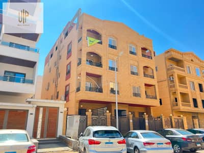 Apartment for sale – Al-Andalus neighborhood 2/2 | New Cairo with a sea view on the street and close to Road 90.