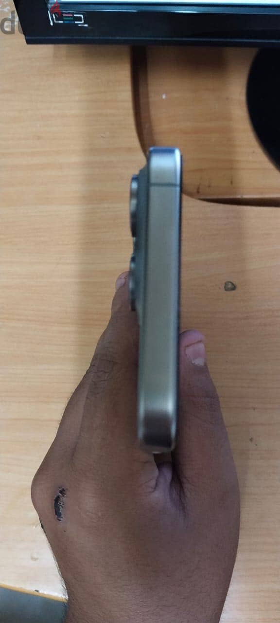 Apple - iPhone 15 Pro Max 2