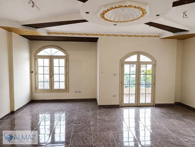Unfurnished 320 sq m apartment for rent, suitable for administrative use, in the Second Villas District of New Cairo, directly bordering North 90th St