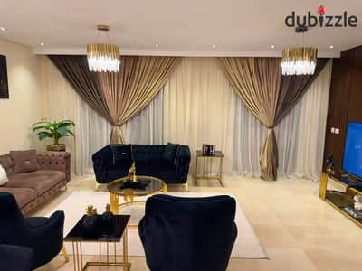 Modern furnished apartment for rent in 90 Avenue