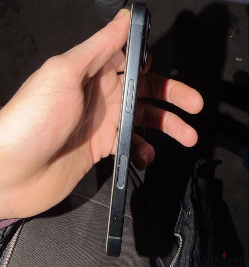 Apple - iPhone 16 2