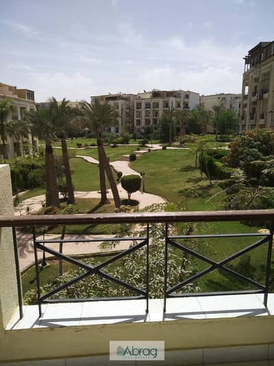 Apartment for sale 3 rooms in the compound of Engineers' Gardens Sheikh Zayed there is an elevator