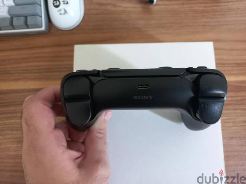 PS5 controller BLACK 5