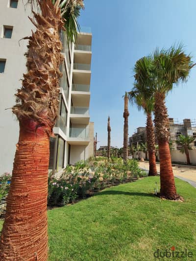 شقة مميزة بجاردن وحمام سباحة خاص للبيع  بموقع مميز في ليك فيو ريزيدنس 2 التجمع الخامس Lake View Residence 2 New Cairo