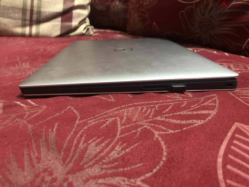 Dell Precision 5510 لاب توب 2