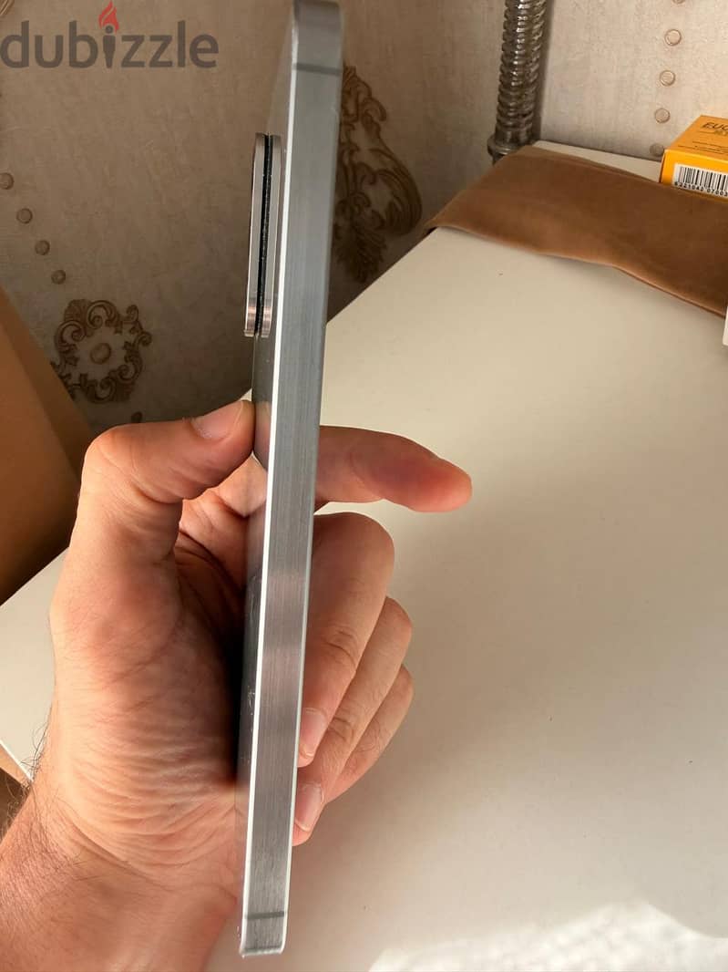 Samsung galaxy A 56 4