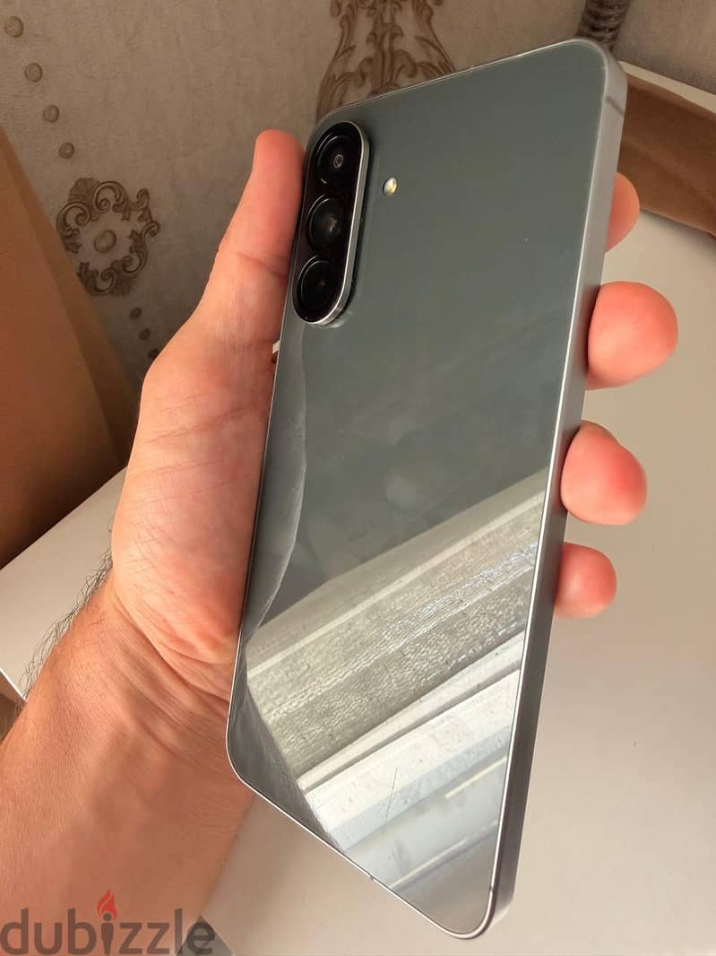 Samsung galaxy A 56 7