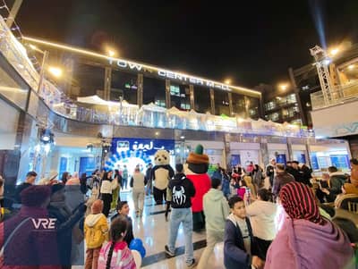 محل للبيع استلام فوري في اقوي مول في مدينه الشروق تاون سنتر -استلم وحدتك وعائد استثماري من اليوم الاول