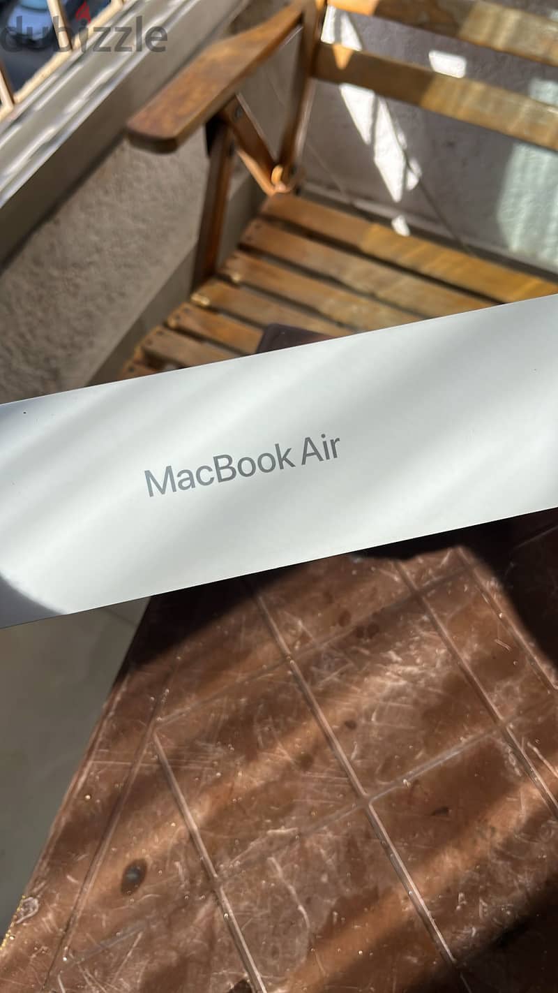 MacBook Air M4   256 G 5