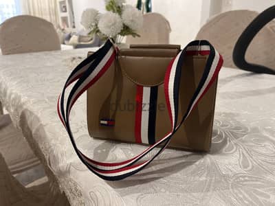 شنطة وارد الخارج ب ٤٠٠ جنية فقط