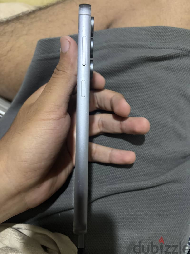 Samsung S23 2