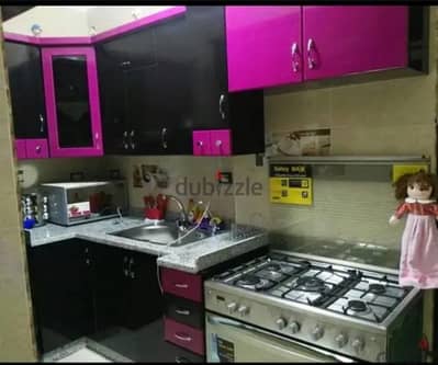 مطبخ خشب كونتر بحالة ممتازة جدًا  فرصة للبيع بسعر لقطة