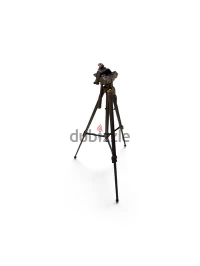 Tripod اطول بيصور بالطول وبالعرض ليه ٣ اطوال ومختلفه