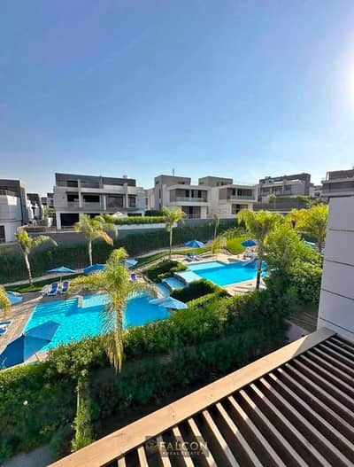 A modern-design, three-story villa by La Vista featuring an excellent layout; all rooms offer open views of the landscape. It is located near the Amer