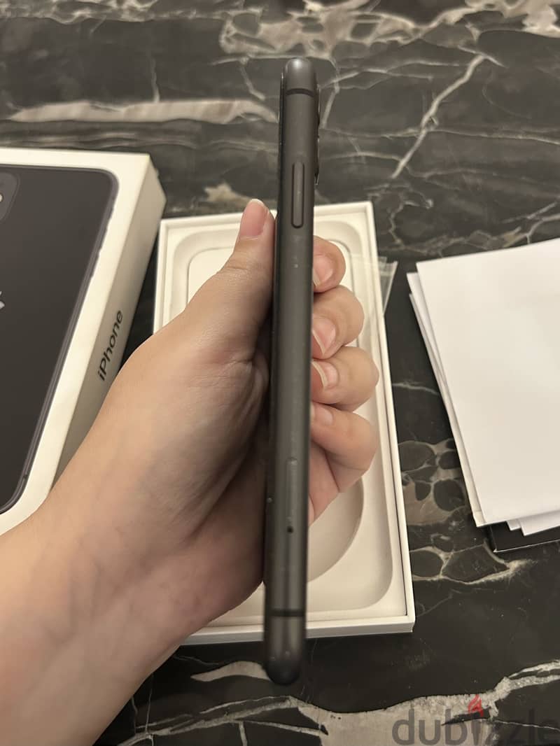 Apple - iPhone 11 3