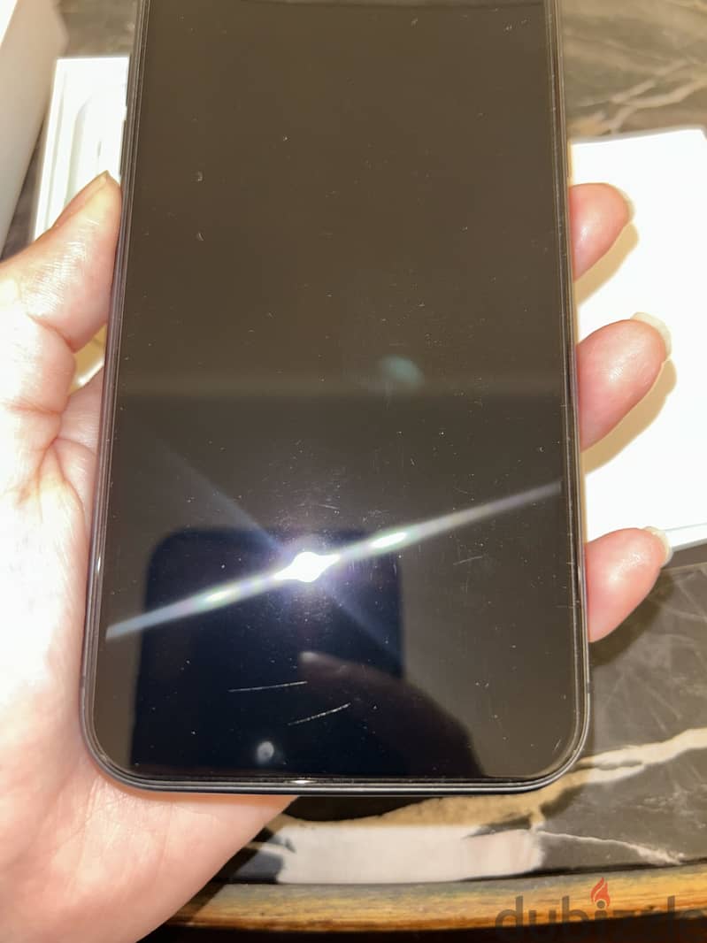 Apple - iPhone 11 8