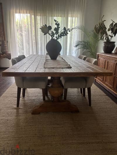 Dokkan solid wood dining table