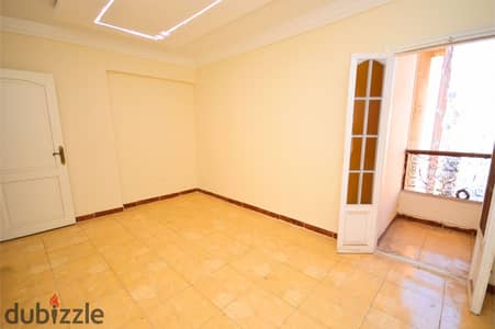 Prime Apartment for sale in a Strategic Location – Super Lux Finishing – Great Deal!