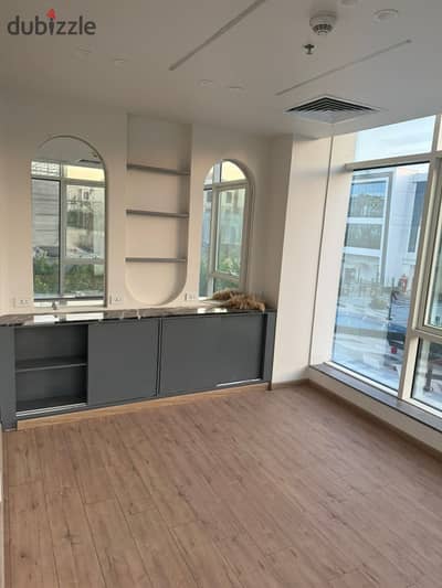 Clinic For Rent in Trivium Mall - El sheikh Zayed City - Space 60sqm Fully Finished with AC. SS