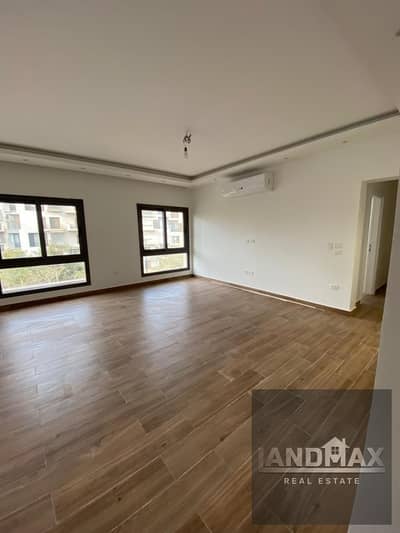 ULTRA HIGH DELUXE APARTMENT 195M 3BED FOR RENT | KITCHEN & ACS | UNDER MARKET PRICE | VERY PRIME LOCATION | SODIC EASTOWN