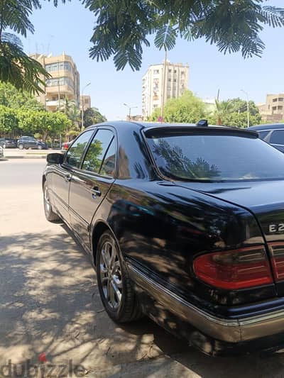 مرسيدس بنز اي 240 2000