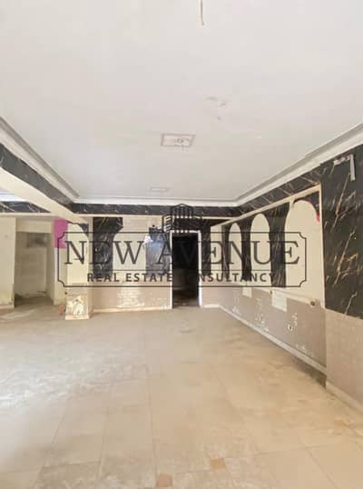 محل ٢٢٠ متر للايجار في المعادي