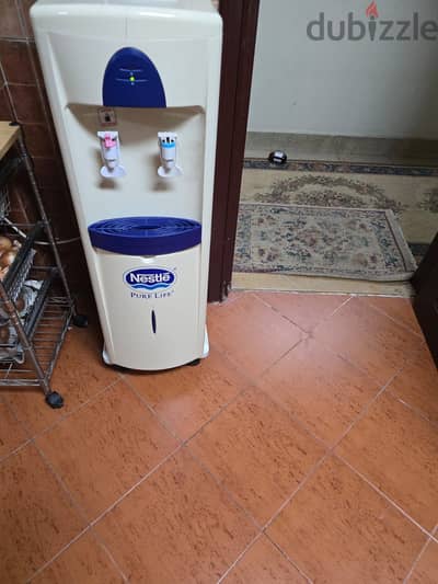 Water dispenser