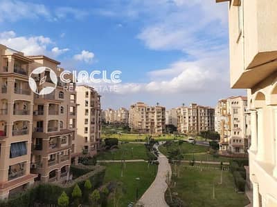 شقة فاخرة  مفروشة ١٤٥م للإيجار في مدينتي   تشطيب الترا لوكس  القاهرة الجديدة