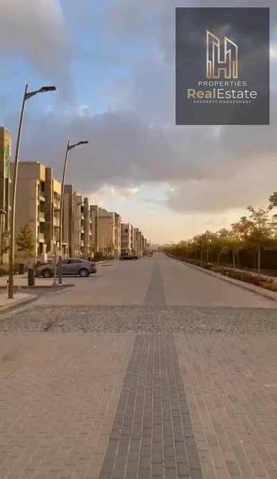 شقة للبيع في جاليريا مون فالي - القاهرة الجديدة