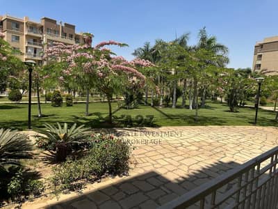Largest wide garden ground with a private garden immediate delivery old designation non-mandatory club 130 meters el bay 11 settled northern direction