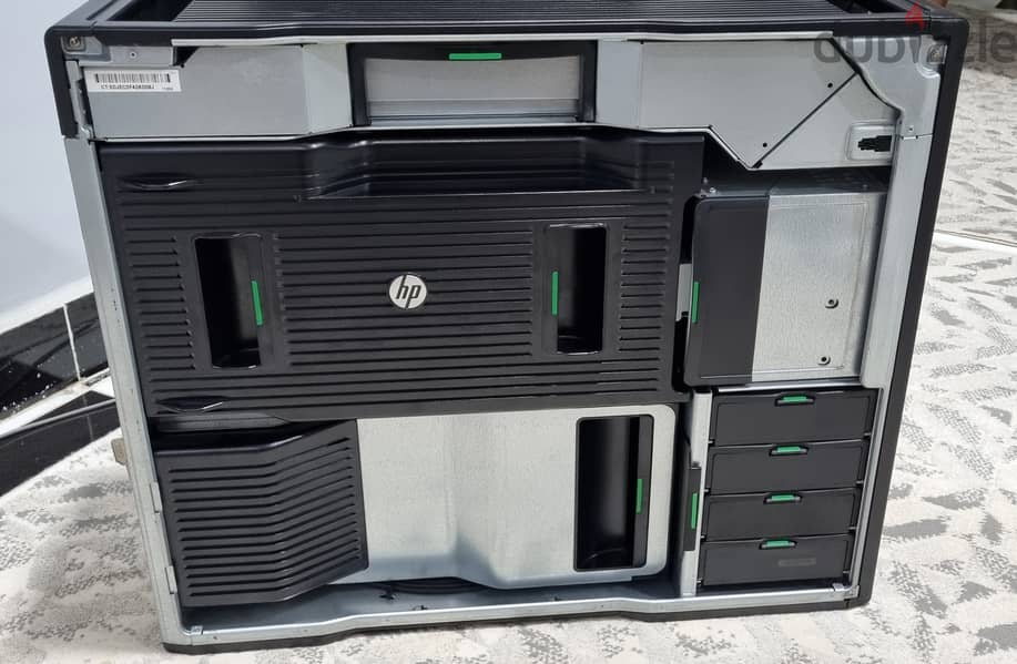 HP Z820 WorkStation 3