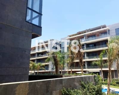 Apartment with Garden Under Market Price and Open View in Patio Oro
