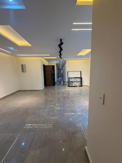 Ground-Floor Apartment 180 SQM  with 110 SQM Garden for Sale Prime Location on Waslet Dahshour in Cairo University Compound