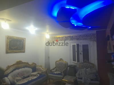 شقه فى شارع فرنسا الرئيسي برج مشهور