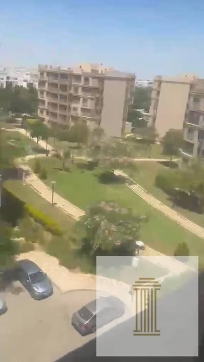 Distinctive apartment for sale in B6, Madinaty, immediate delivery, prime location