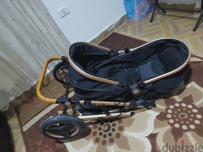 عربة أطفال ماركة بيليكو
