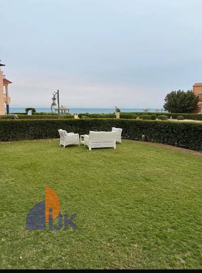 A distinctive detached villa for sale, 450 meters, in Moon View Village, Ain Sokhna, with a direct sea view, at a very special price.