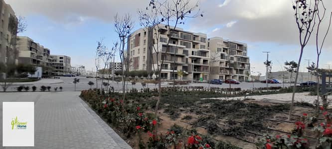 شقة جاهزة للسكن مع حديقة للبيع في بالم هيلز، القاهرة الجديدة بموقع مميز