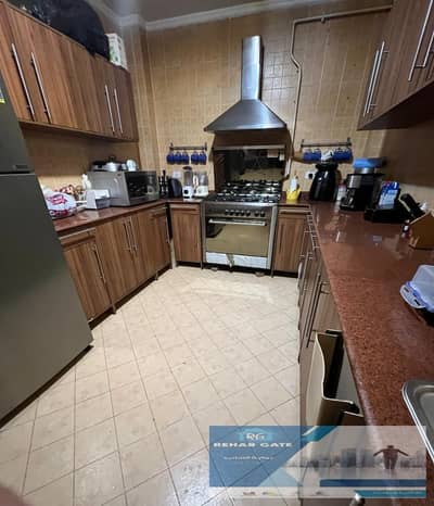 Spacious Apartment for Rent in Al Rehab – 240 SQM A great opportunity to rent a spacious apartment in New Phase 5, Al Rehab.