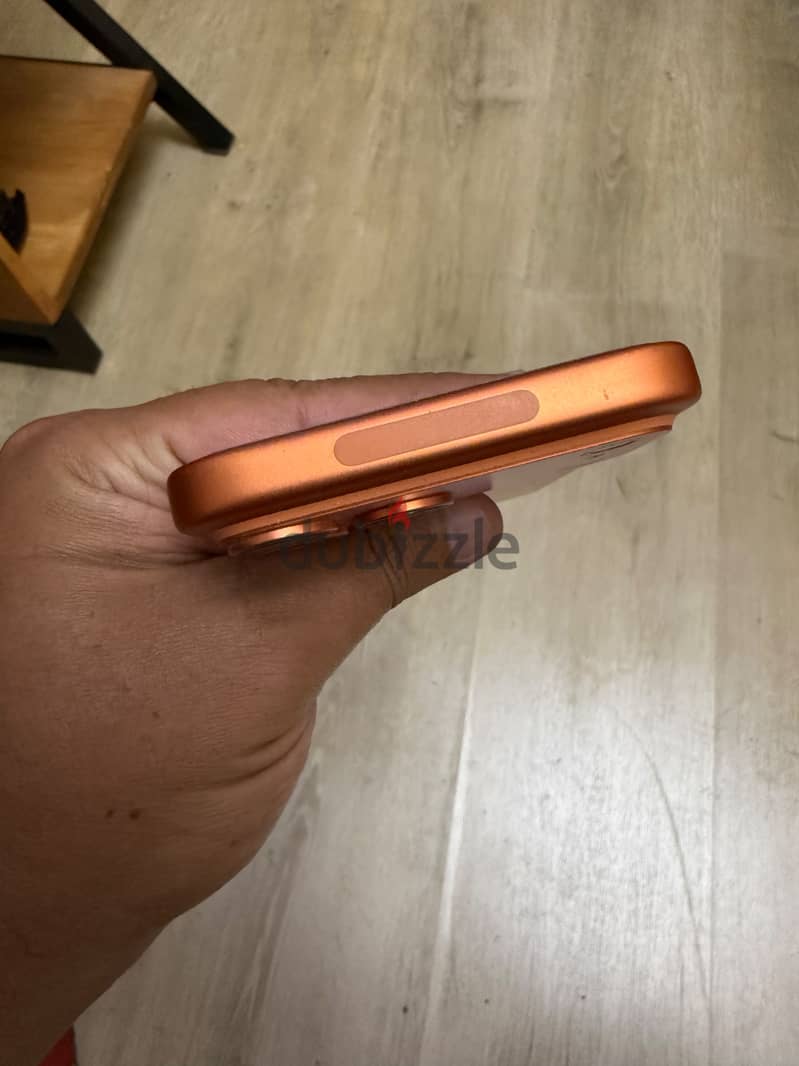 Apple - iPhone 17 Pro Max 3