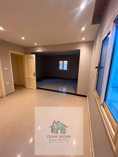 شقة مميزة للبيع في الحي السادس عشر – الشيخ زايد - A distinctive apartment for sale in the 16th District – Sheikh Zayed