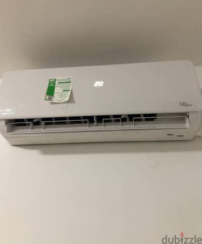 Used UNIONAIRE Air Conditioner 1.5 Ph Megavai
