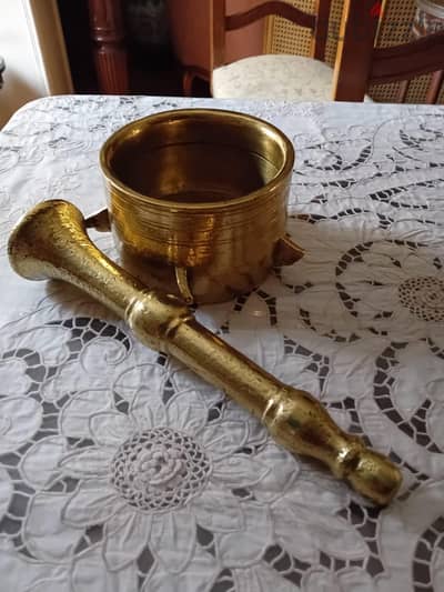 هون نحاس قديم ٥ كجم  Antique Copper Mortar and Pestle