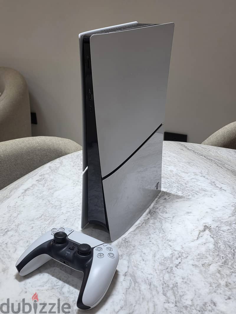 Playstation 5 slim digital 1tb + 1 original controller + 3 games 1