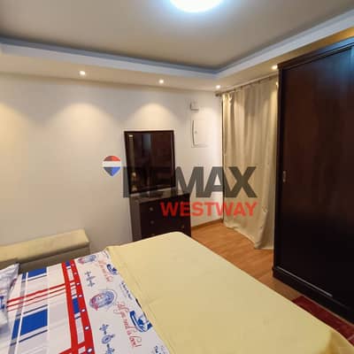Studio for rent in west town Beverly hills