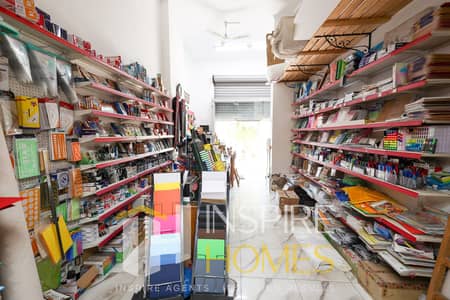 Licensed commercial shop for sale – in a prime location